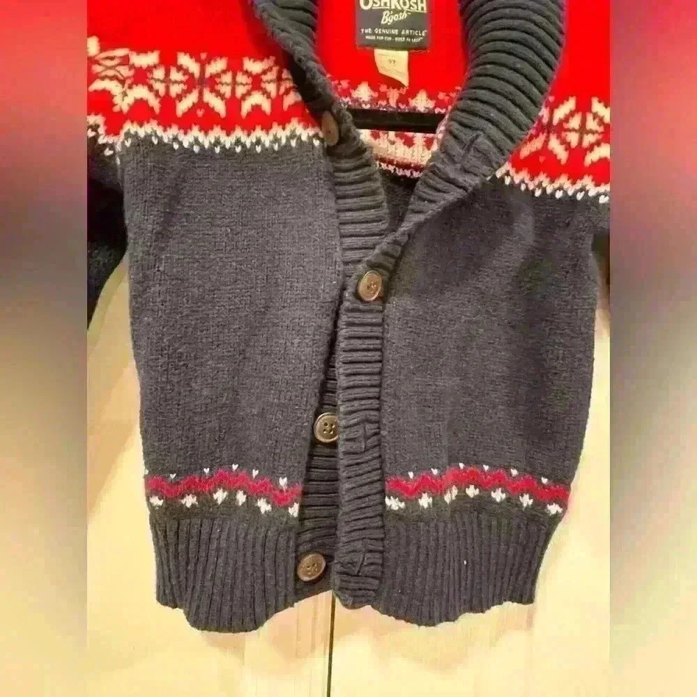 Oshkosh Boys size 5T Holiday Sweater red white and blue